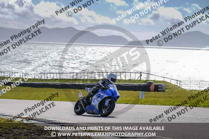 anglesey no limits trackday;anglesey photographs;anglesey trackday photographs;enduro digital images;event digital images;eventdigitalimages;no limits trackdays;peter wileman photography;racing digital images;trac mon;trackday digital images;trackday photos;ty croes